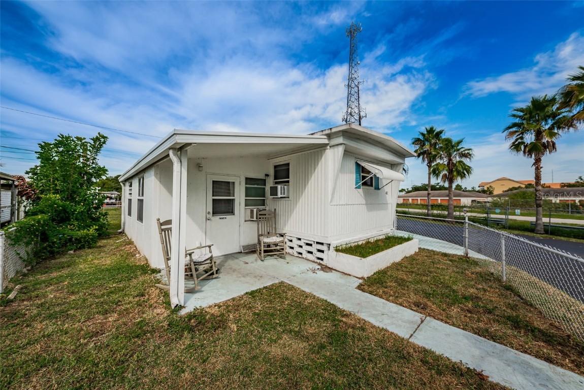 6580 Seminole Blvd. #402, Seminole, FL 33772