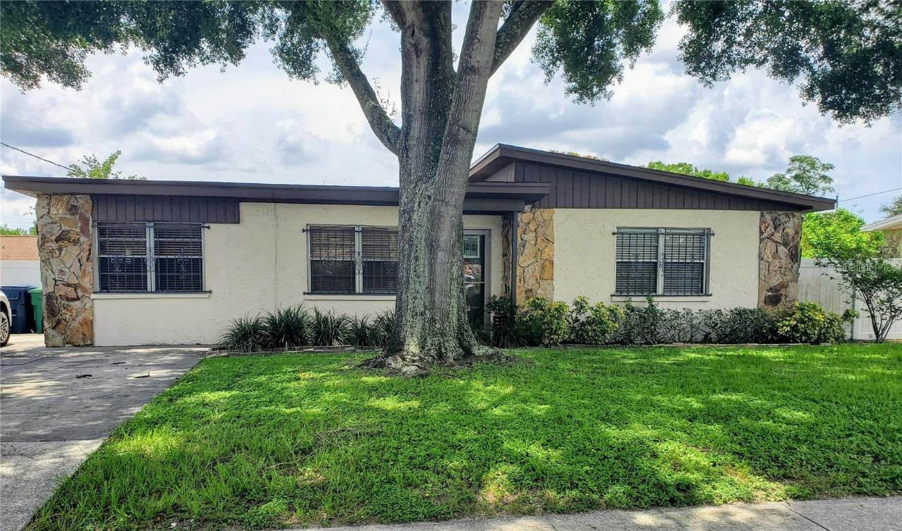 2116 W Sligh Ave., Tampa, FL 33604