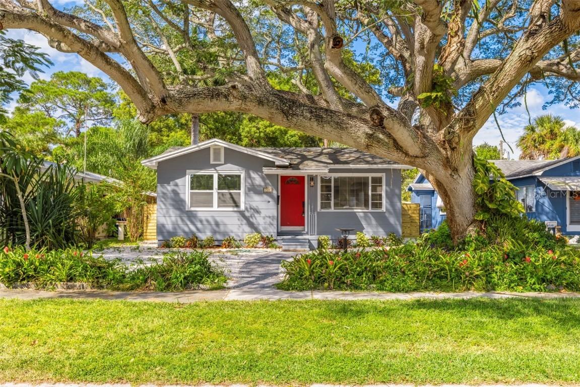 729 48th Ave., St Petersburg, FL 33703