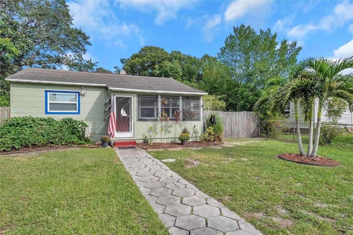 720 Gray St., Gulfport, FL 33707