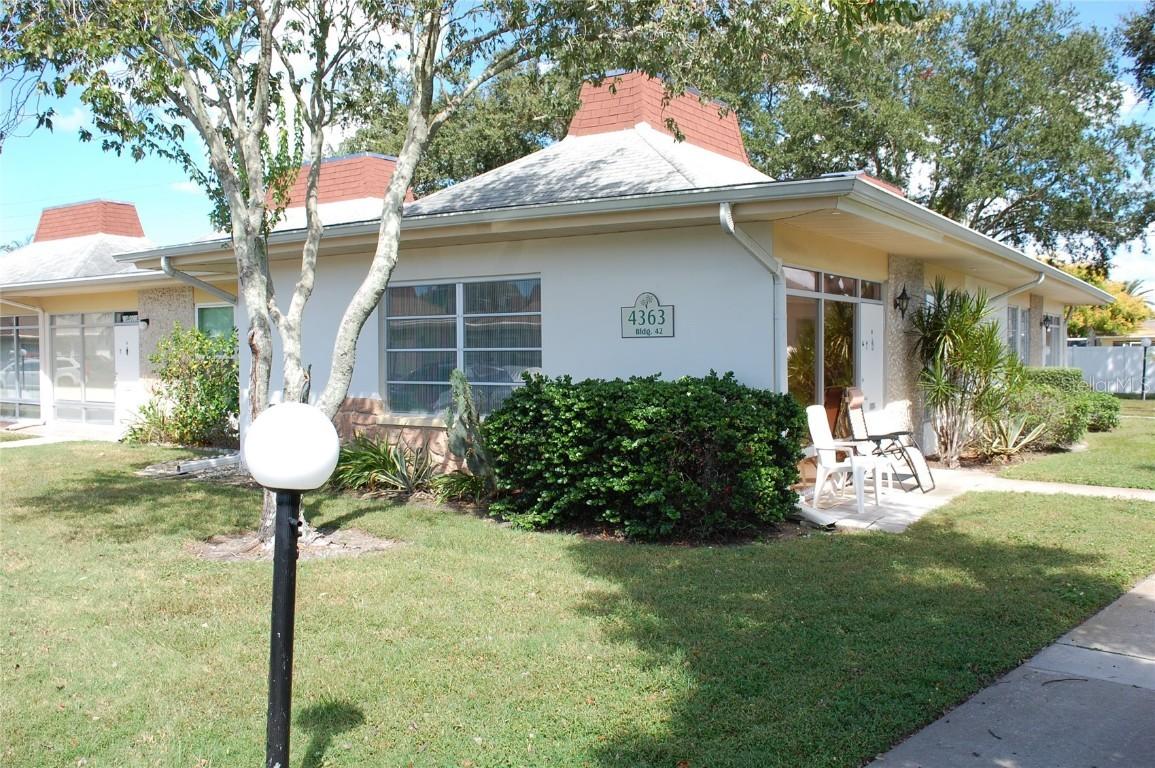 4363 Tahitian Gardens Cir. #D, Holiday, FL 34691