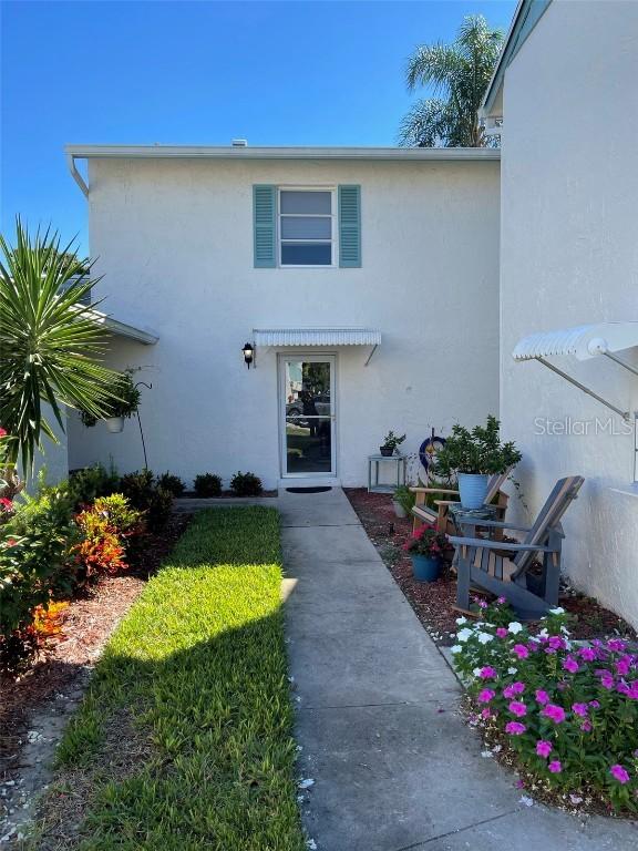 3280 39th St. #B, St Petersburg, FL 33711