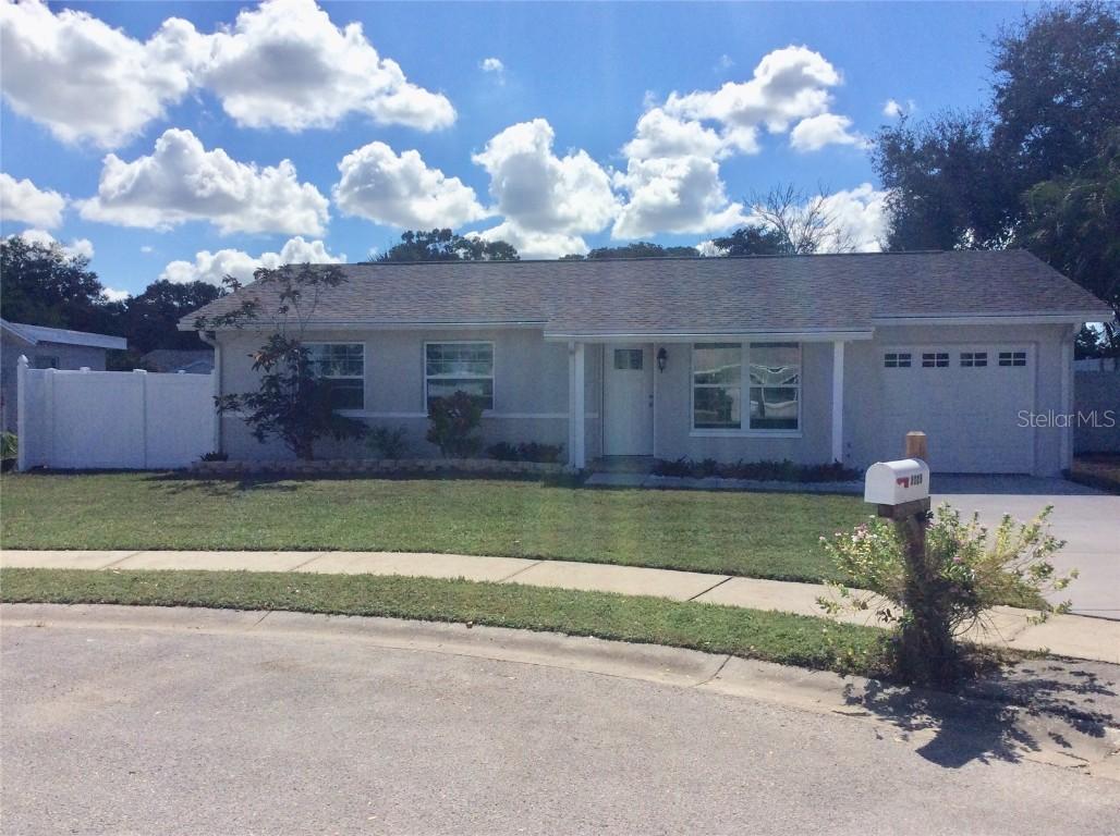 8008 Smoketree Cir., Largo, FL 33773