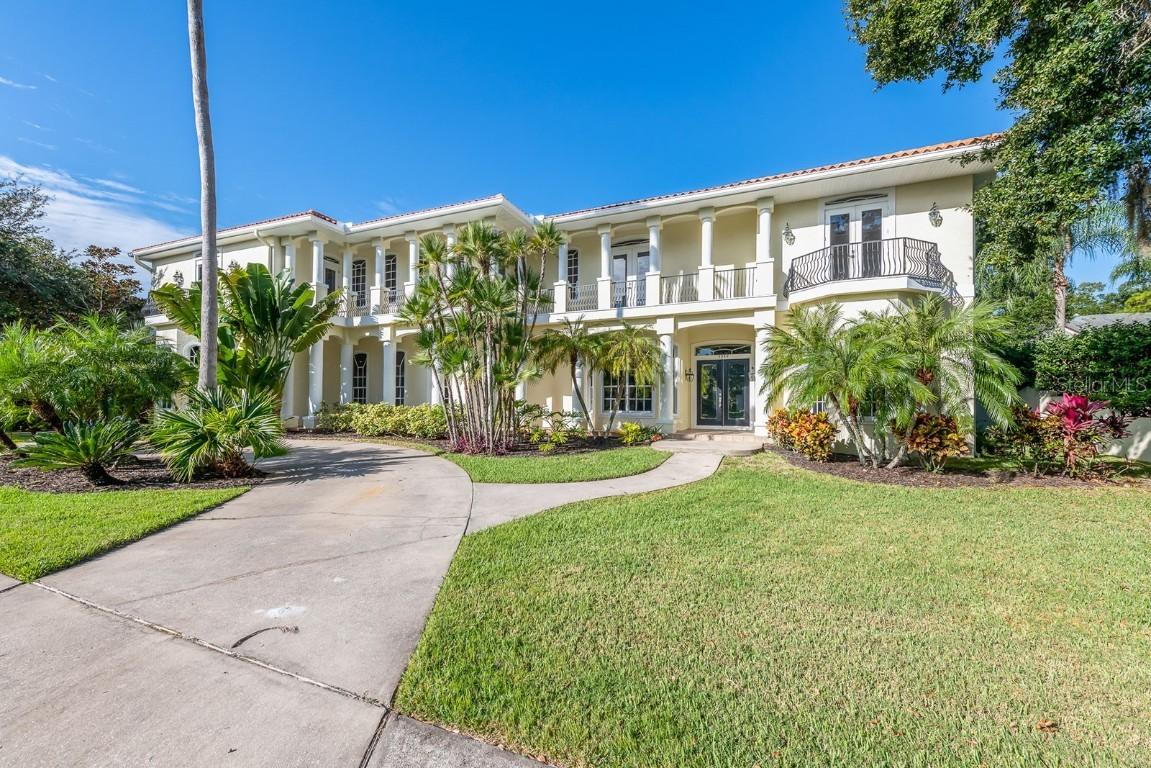 3049 Woodsong Ln., Clearwater, FL 33761