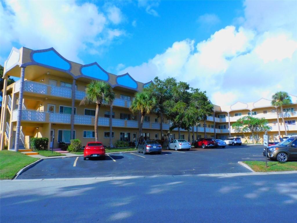 2466 Ecuadorian Way #4, Clearwater, FL 33763