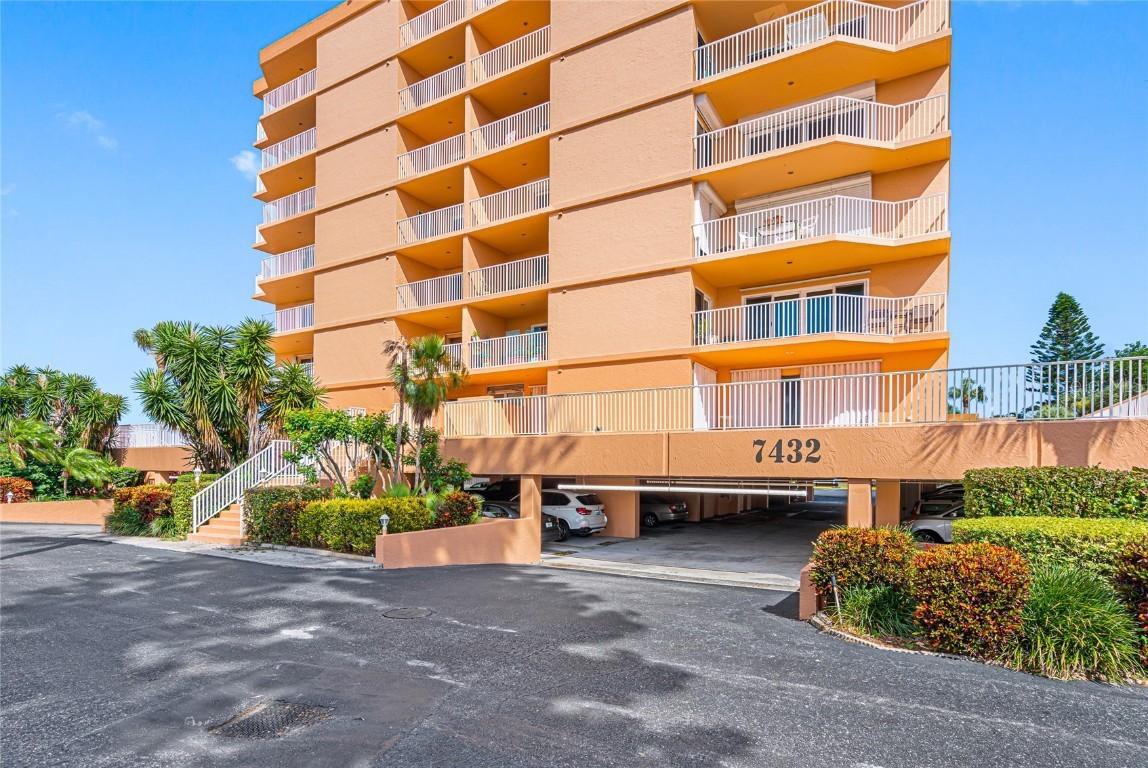 7432 Sunshine Skyway Ln. #803, St Petersburg, FL 33711