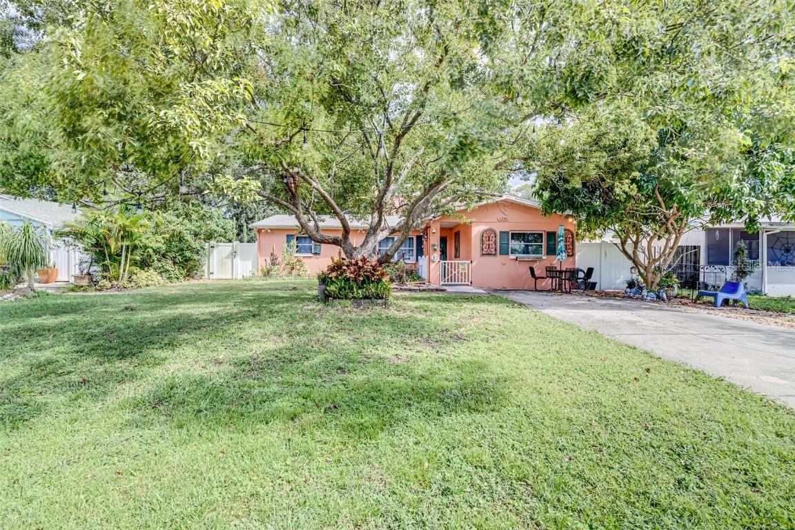 1200 Gray St., Gulfport, FL 33707