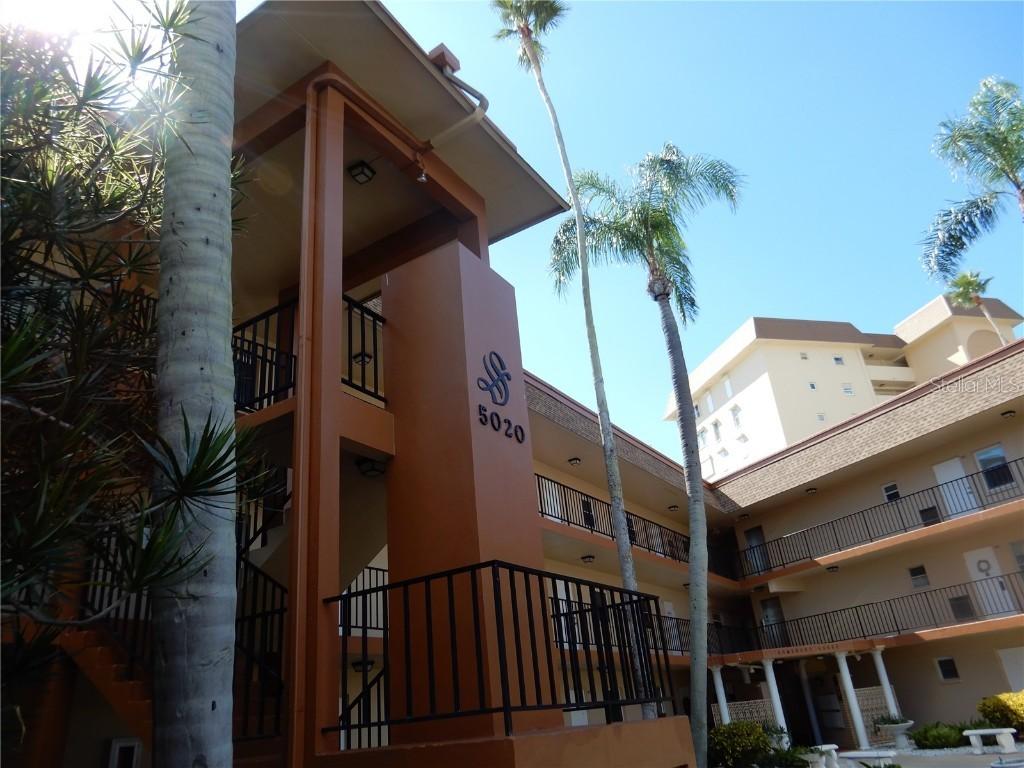 5020 Brittany Dr. #214, St Petersburg, FL 33715