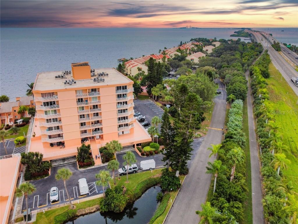 7432 Sunshine Skyway Ln. #501, St Petersburg, FL 33711