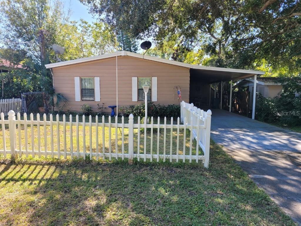 2549 Highland Acres Dr., Clearwater, FL 33761