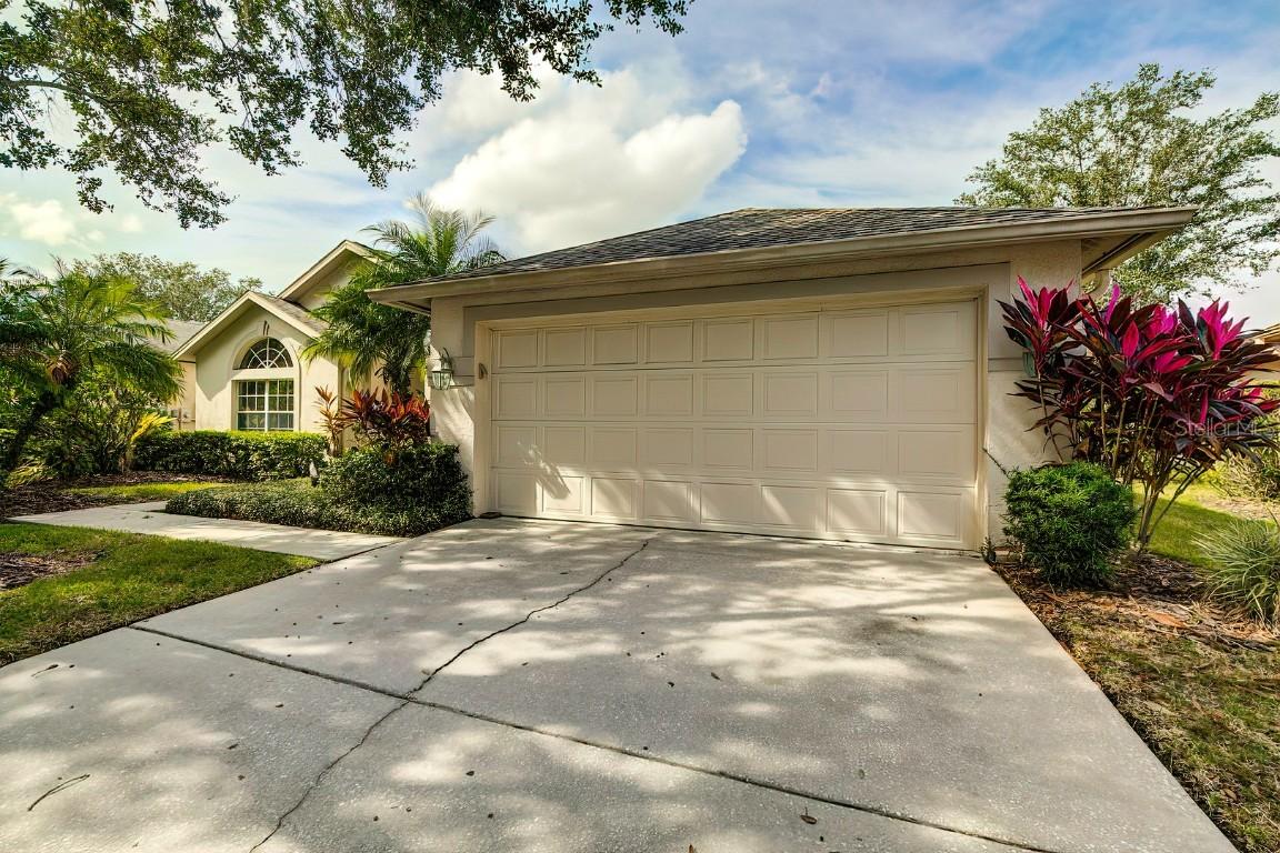 9414 Hunters Pond Dr., Tampa, FL 33647