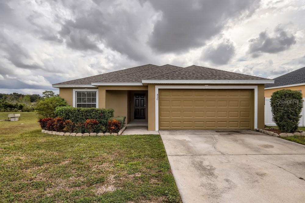 530 Highland Meadows Ave., Davenport, FL 33837