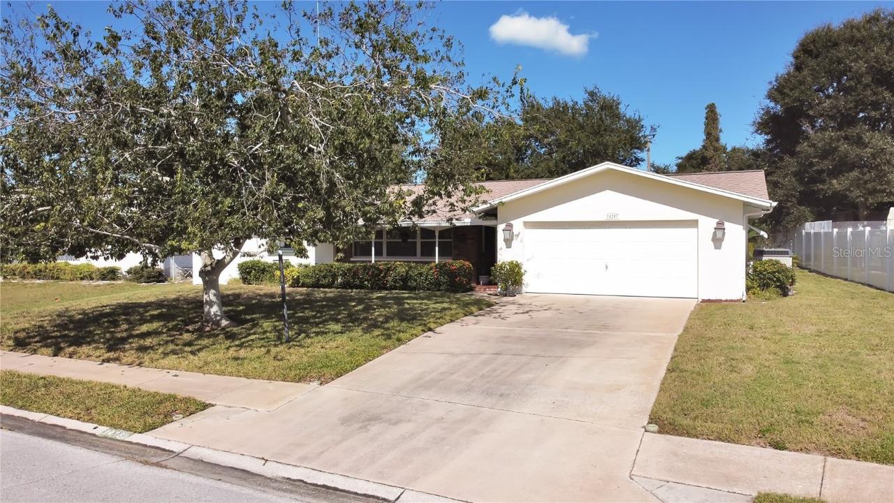 14281 Apache Ave., Largo, FL 33774