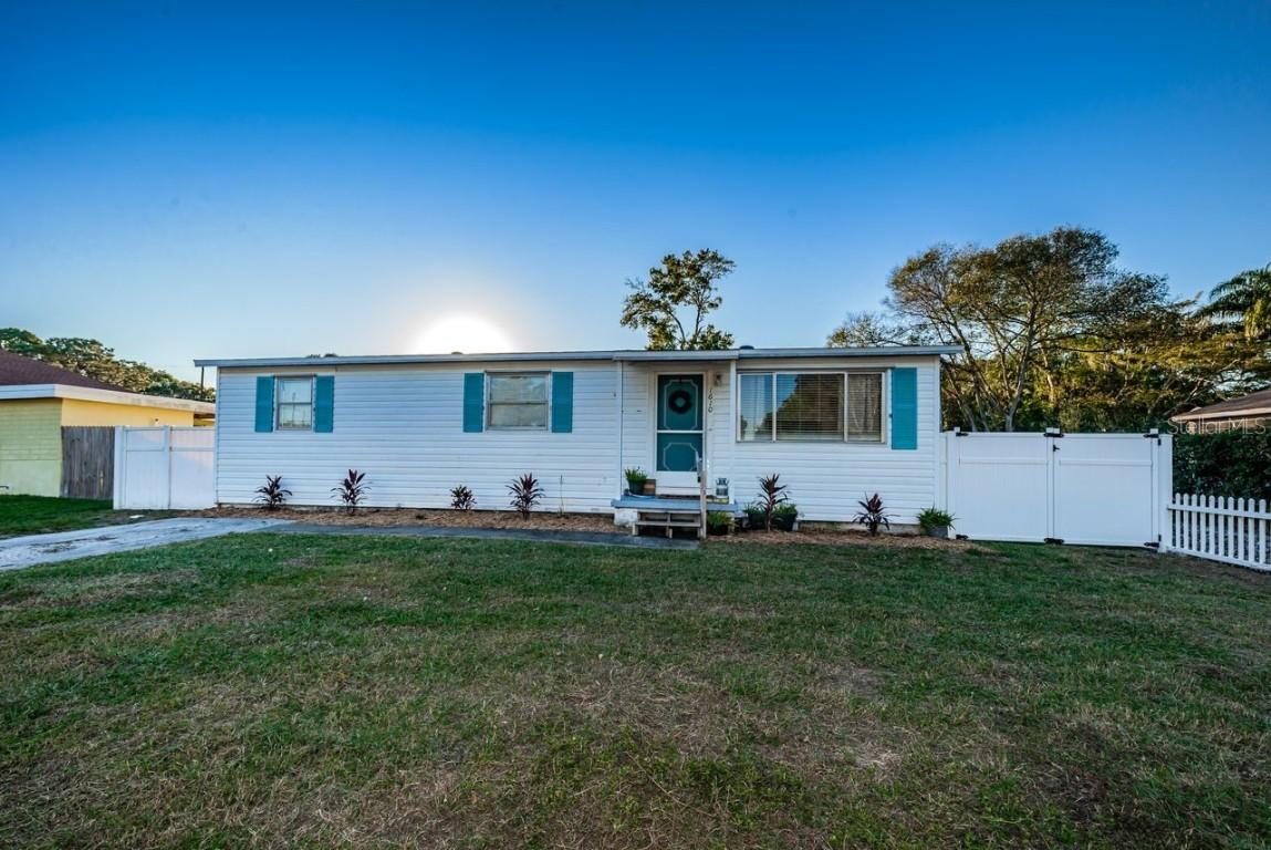 1610 Saint Catherine Dr., Dunedin, FL 34698
