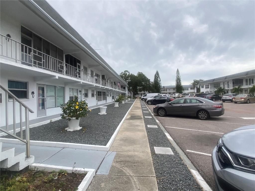 1221 Drew St. #A16, Clearwater, FL 33755