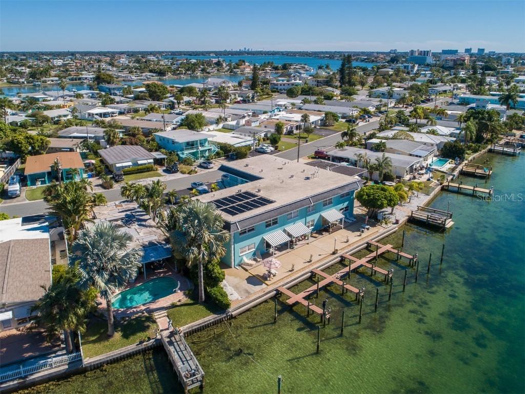 11440 1st St. #5, Treasure Island, FL 33706