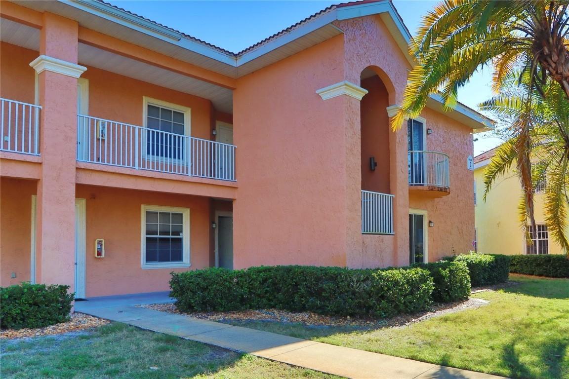 6750 Dali Ave. #C202, Land O Lakes, FL 34637