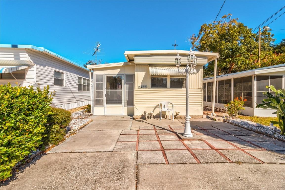 5707 Oak Ridge Ave., New Port Richey, FL 34652