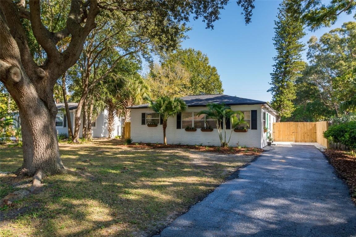 1014 60th St., Gulfport, FL 33707