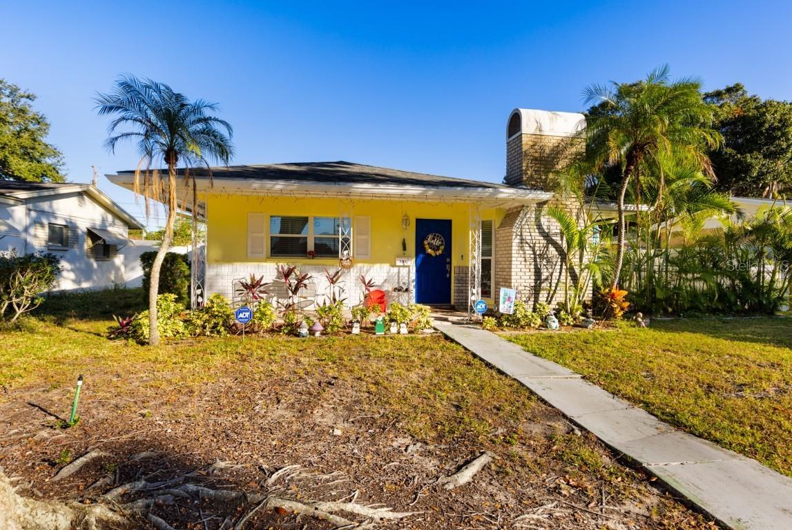 3711 15th Ave., St Petersburg, FL 33713