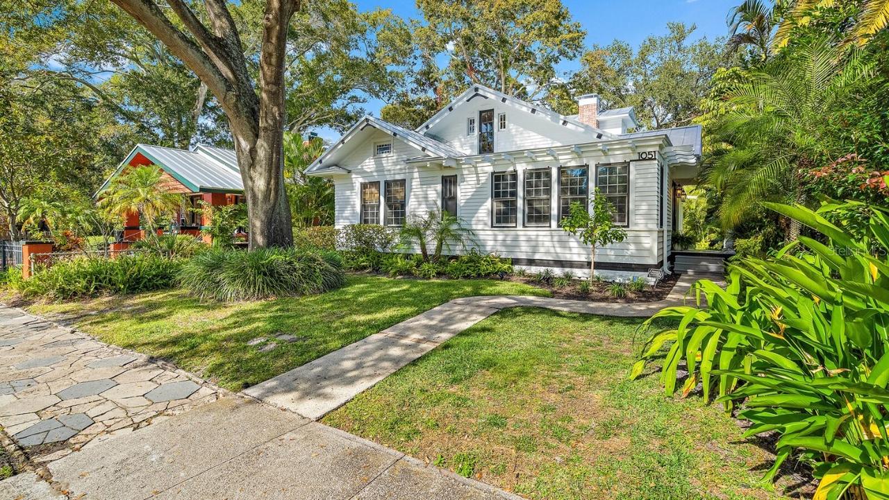 1051 16th Ave., St Petersburg, FL 33704