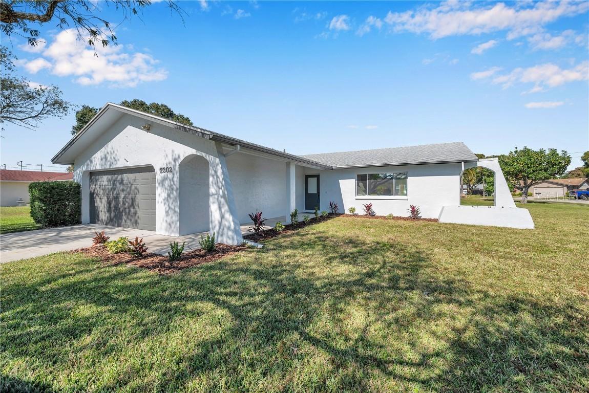 2302 15th St., Palmetto, FL 34221