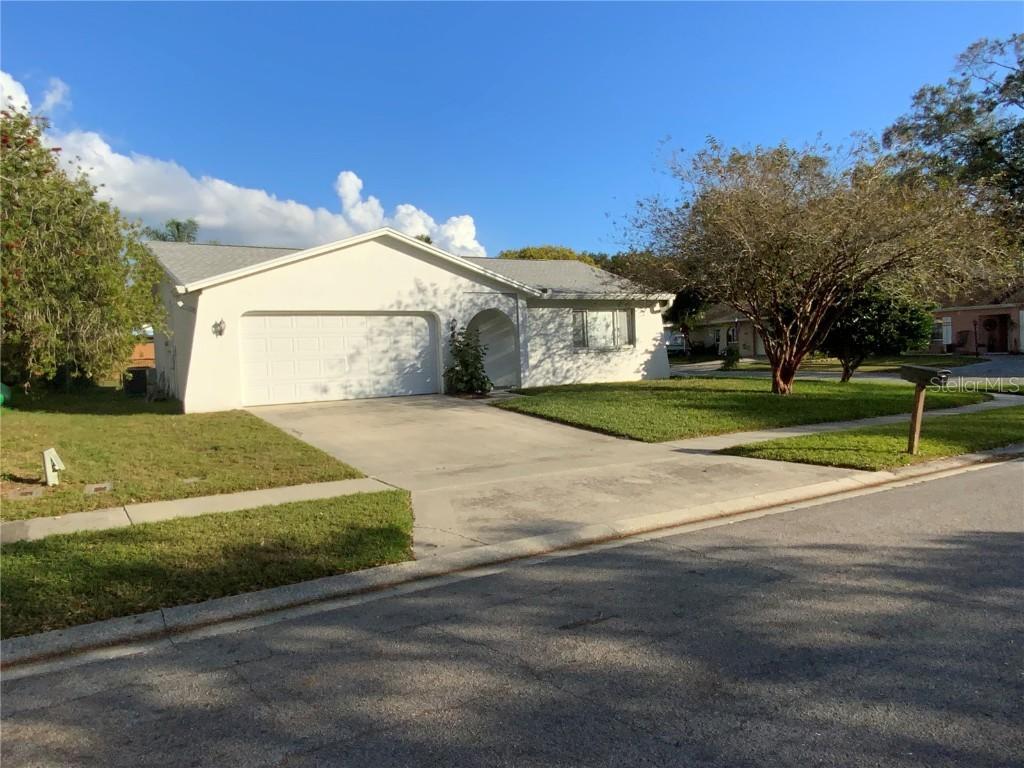 1613 E Groveleaf Ave., Palm Harbor, FL 34683