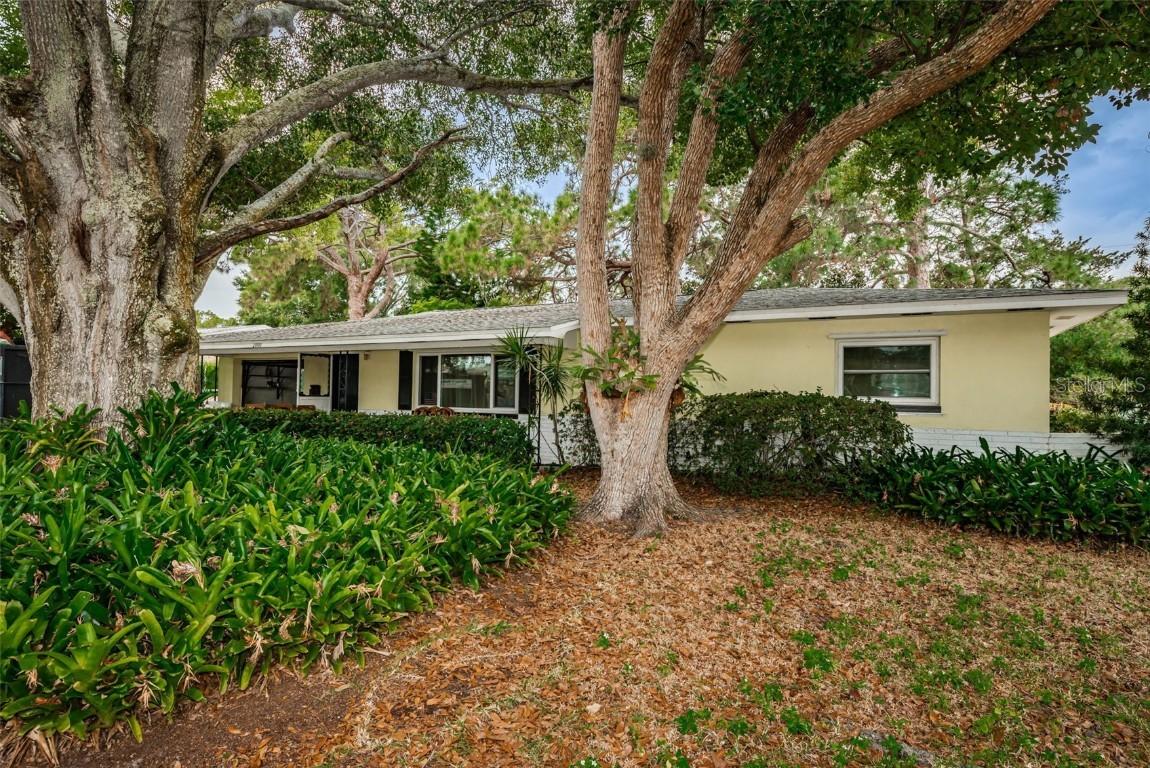 2000 59th Way, St Petersburg, FL 33710