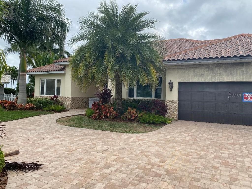 11000 7th St., Treasure Island, FL 33706