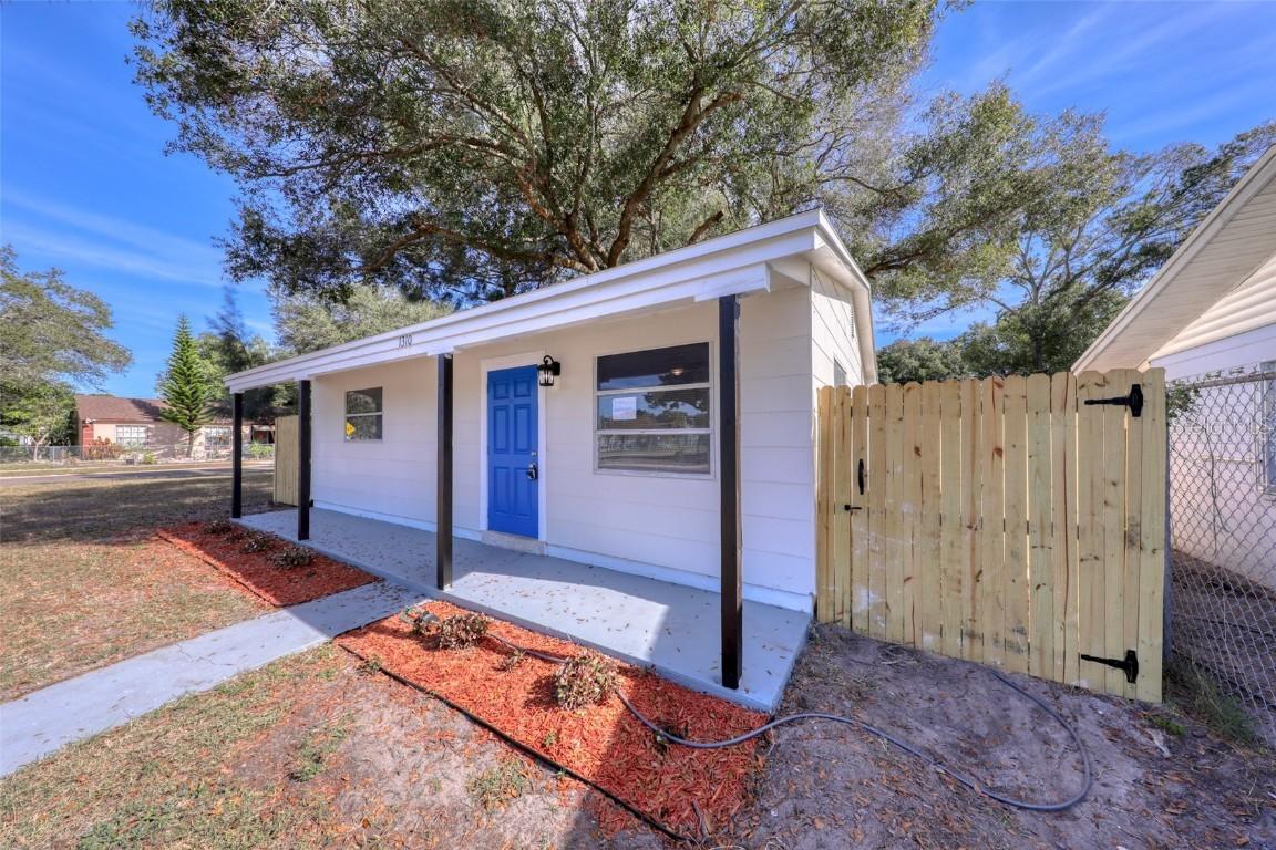1310 43rd St., St Petersburg, FL 33711