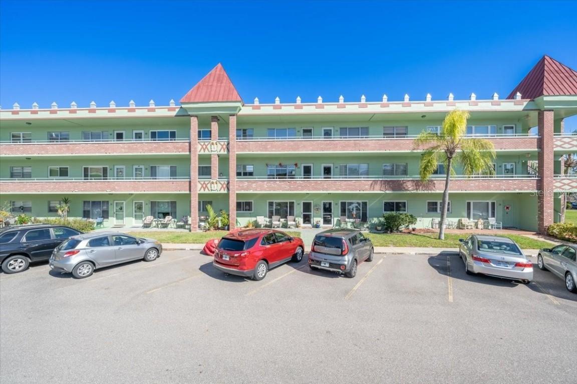 2358 Ecuadorian Way #46, Clearwater, FL 33763