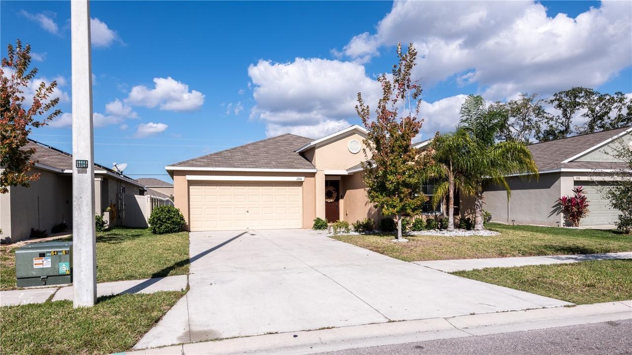 1774 Broad Winged Hawk Dr., Ruskin, FL 33570