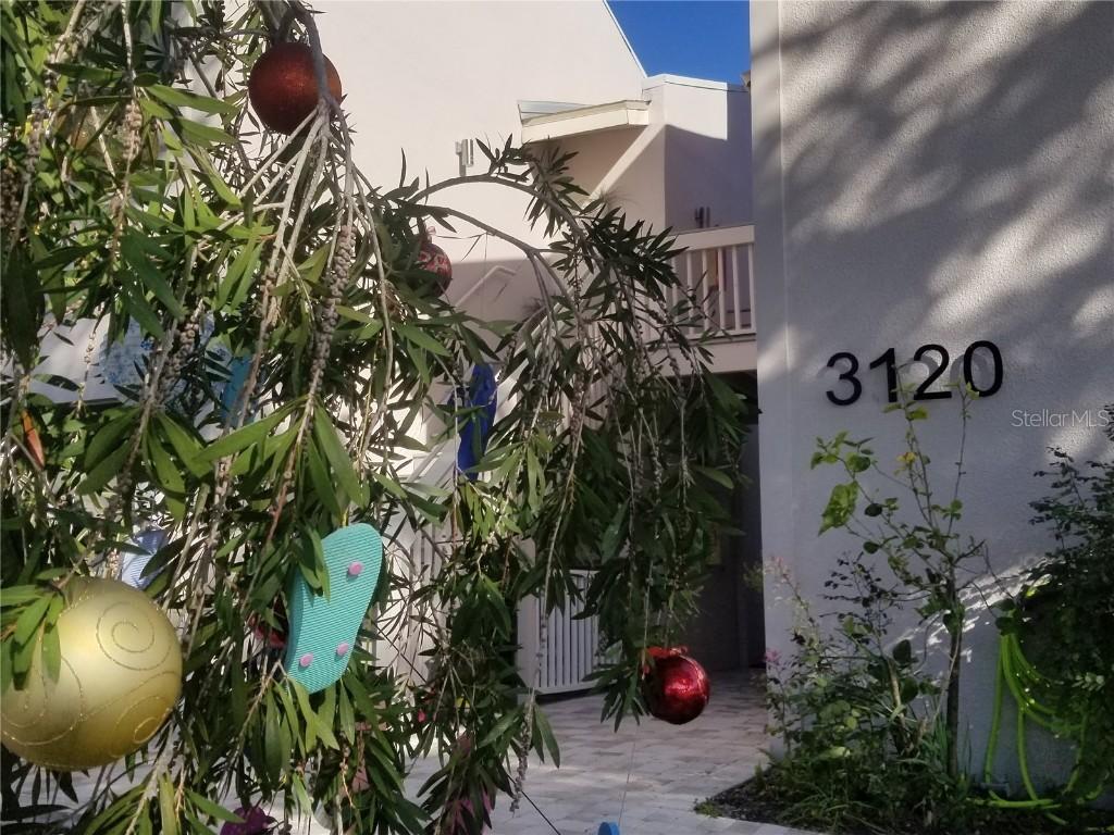 3120 Beach Blvd. #4, Gulfport, FL 33707