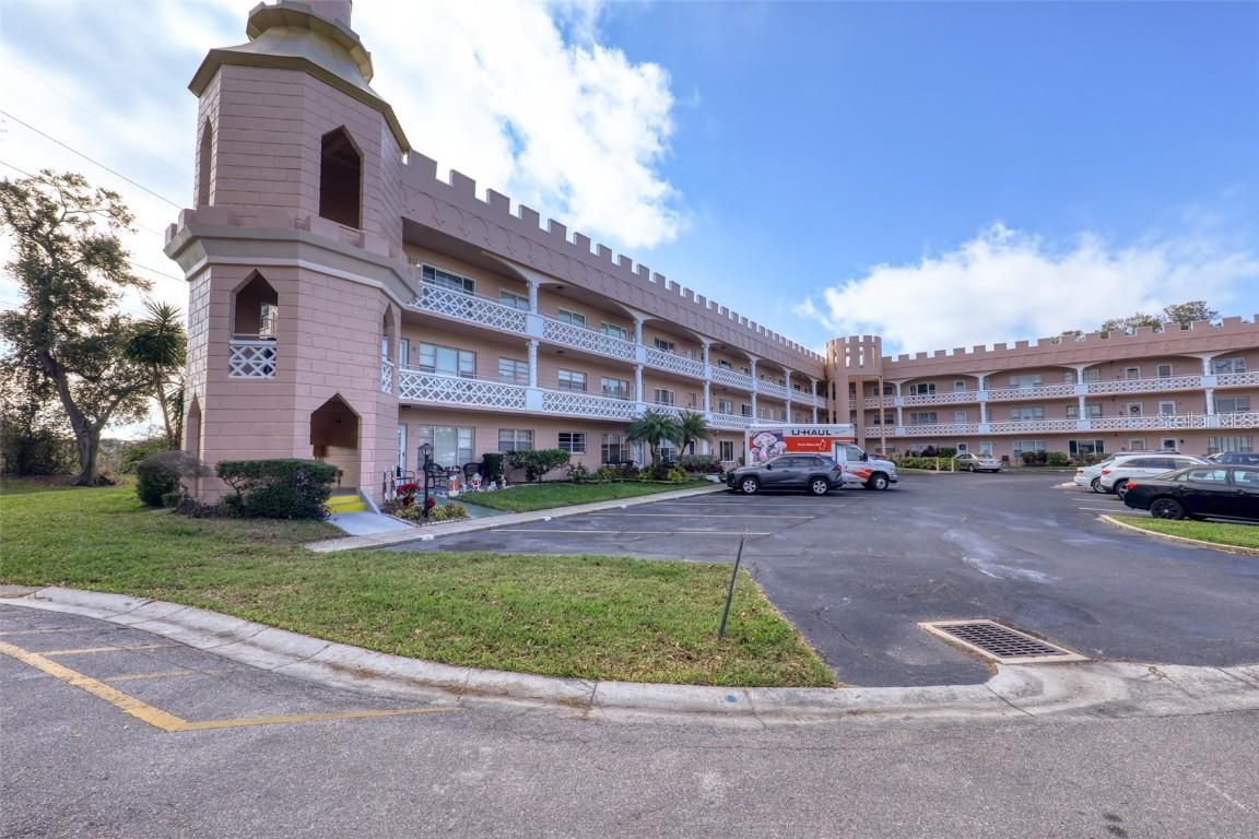 2457 Ecuadorian Way #3, Clearwater, FL 33763