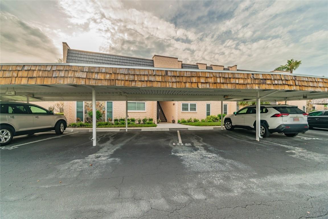 102 Elmwood Cir., Largo, FL 33777