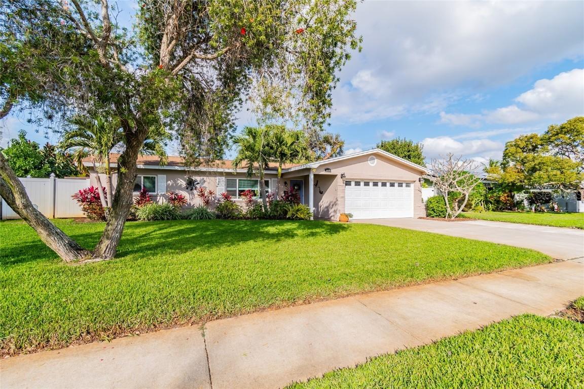 6433 33rd Ave., St Petersburg, FL 33710