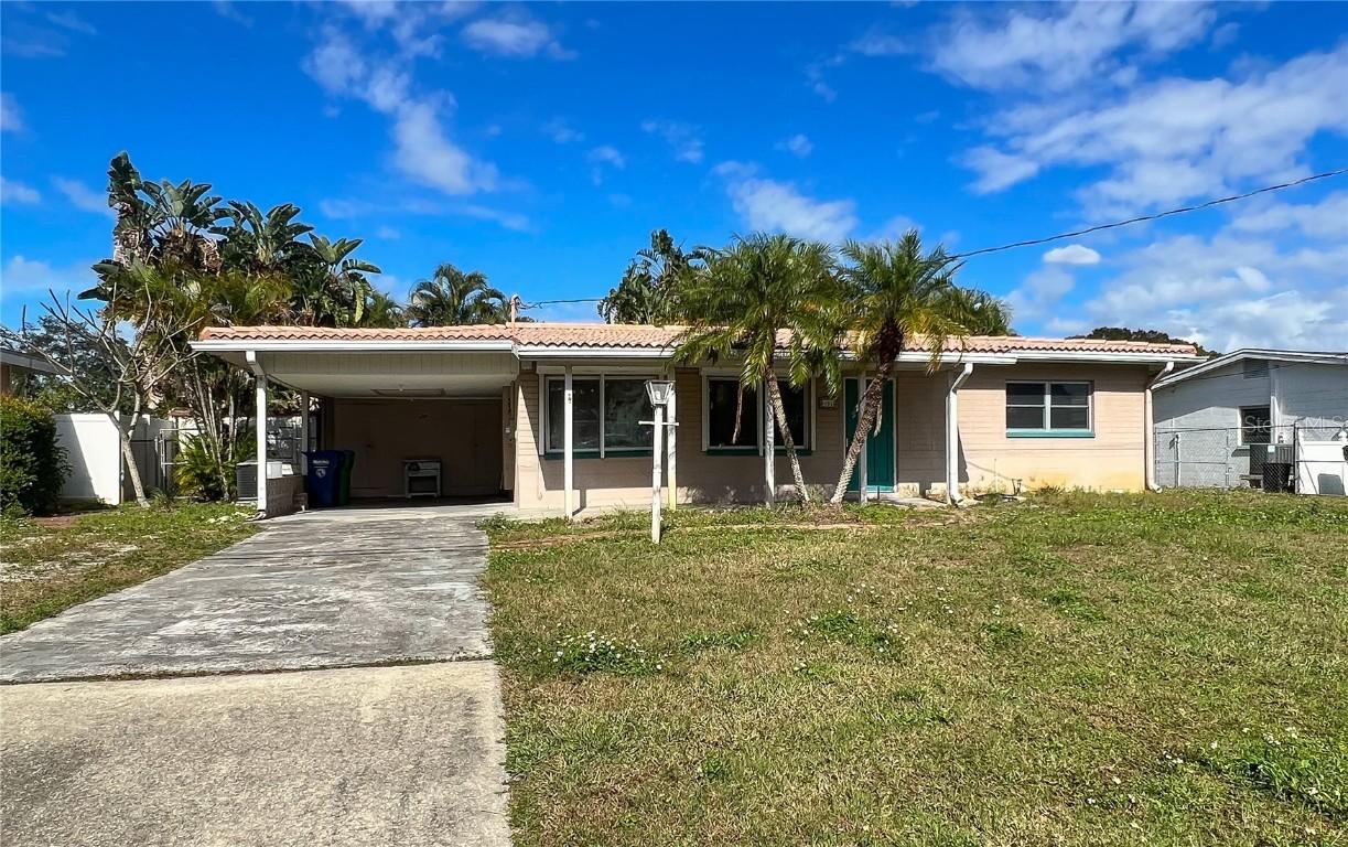 10951 Temple Ter., Seminole, FL 33772