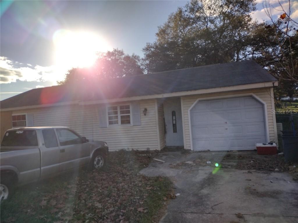 16 Oak Court Pass, Ocala, FL 34472