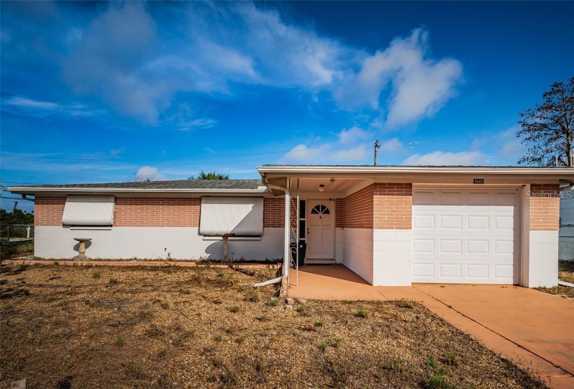 4645 Phoenix Ave., Holiday, FL 34690