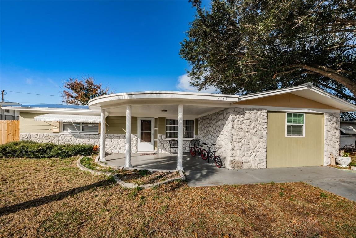 2131 Maureen Dr., Holiday, FL 34690