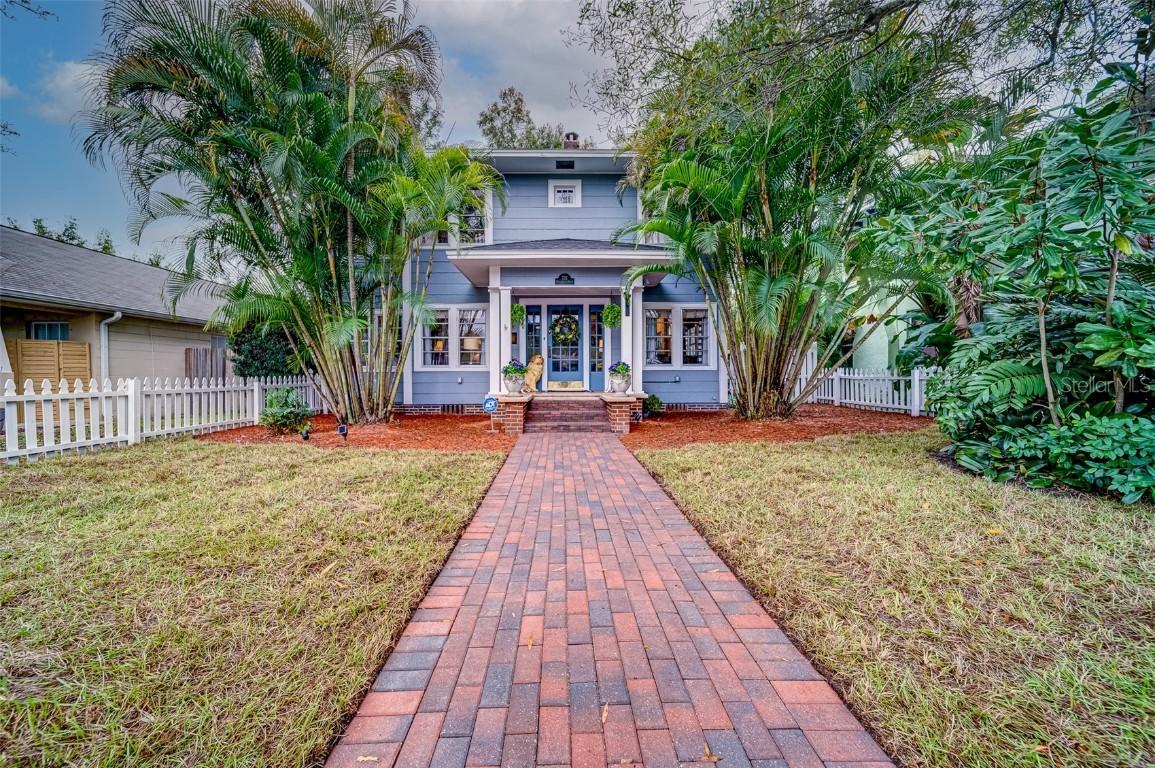 726 30th Ave., St Petersburg, FL 33704