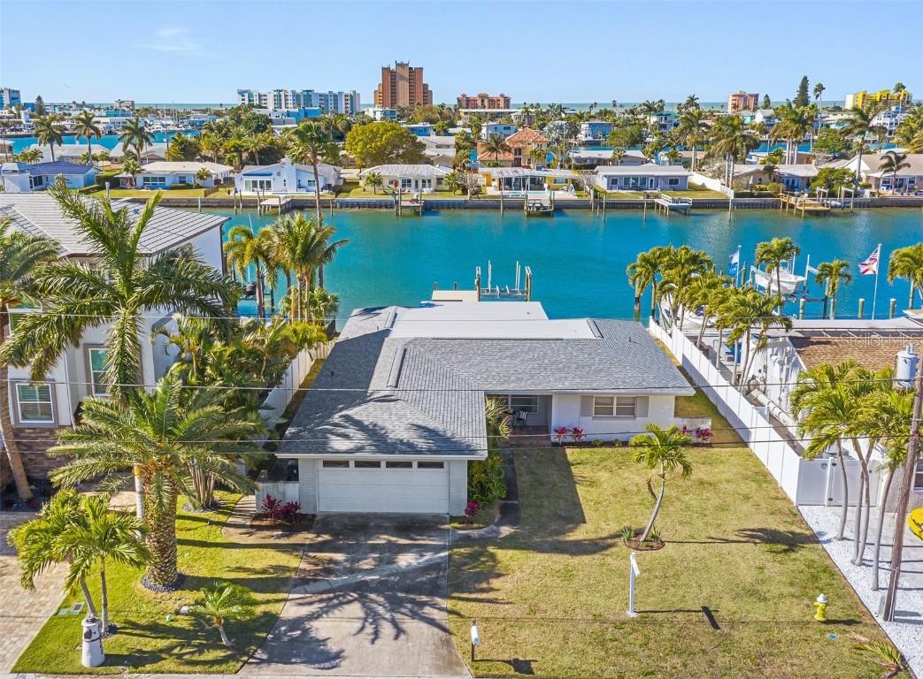 11220 E 5th St., Treasure Island, FL 33706