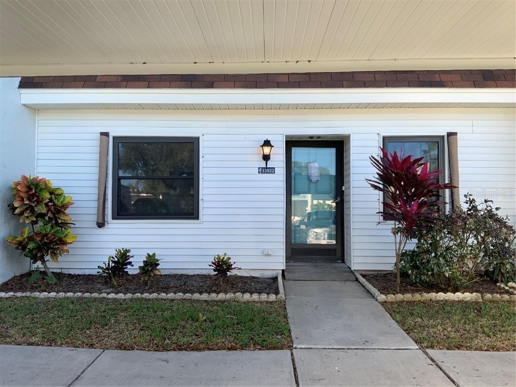 13922 Mission Oaks Blvd., Seminole, FL 33776