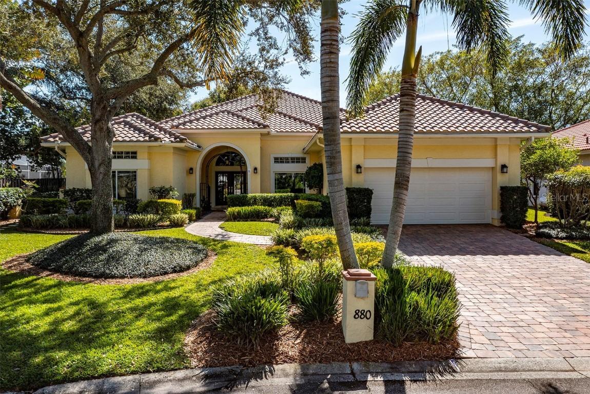 880 Sand Pine Dr., St Petersburg, FL 33703