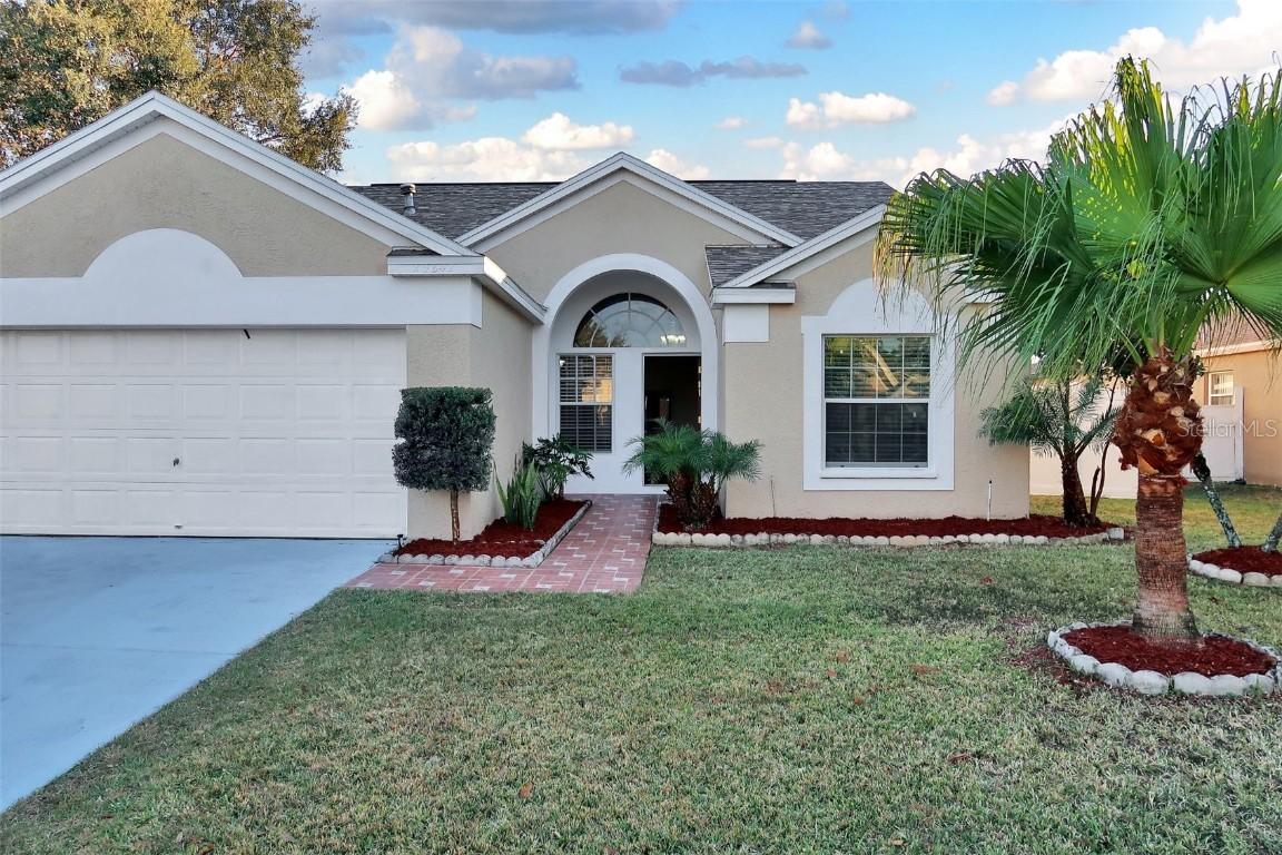 29842 Morningmist Dr., Wesley Chapel, FL 33543