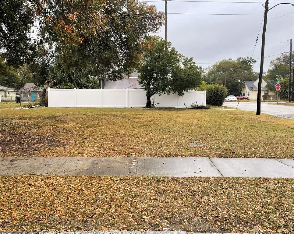 1146 James Ave., St Petersburg, FL 33705