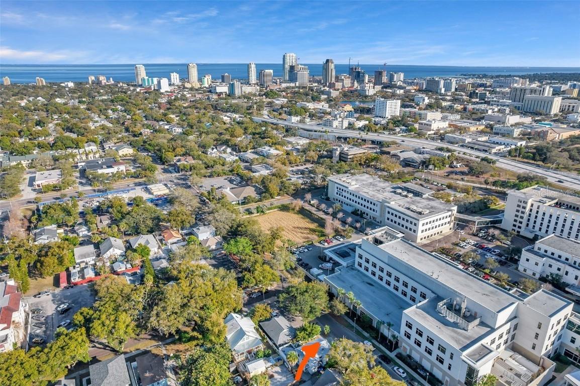 1043 7th Ave., St Petersburg, FL 33705