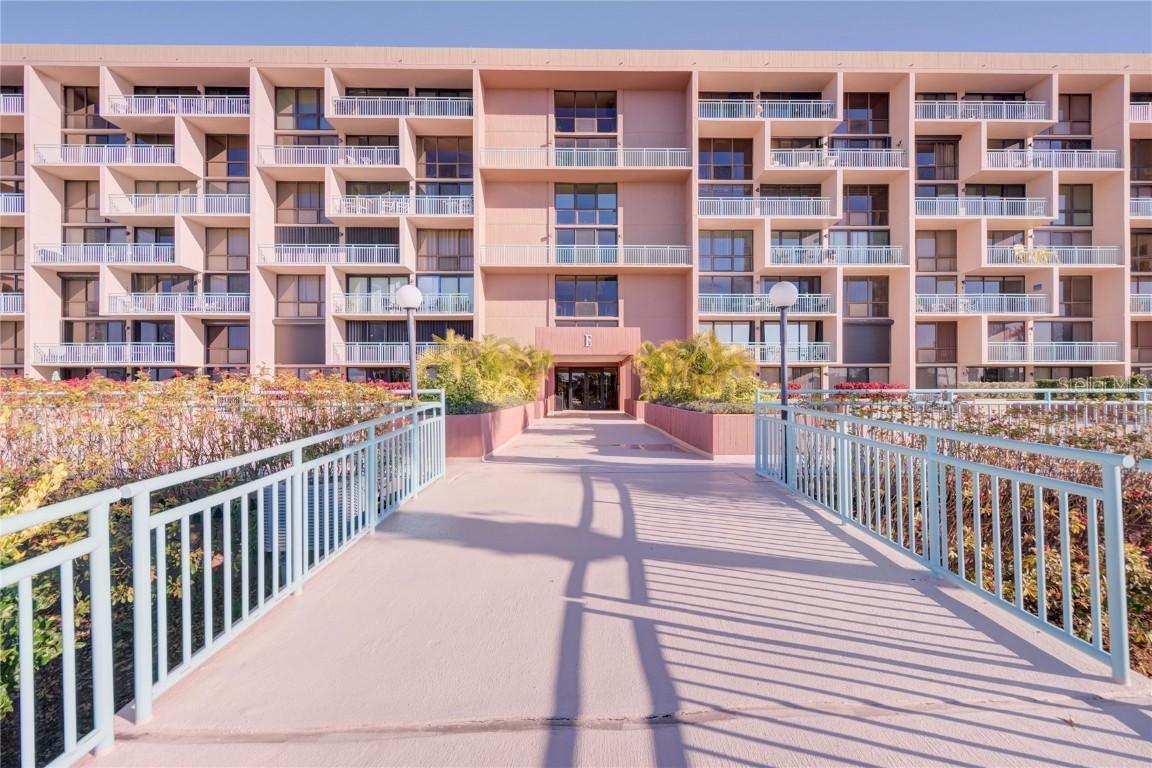 1 Key Capri #310E, Treasure Island, FL 33706