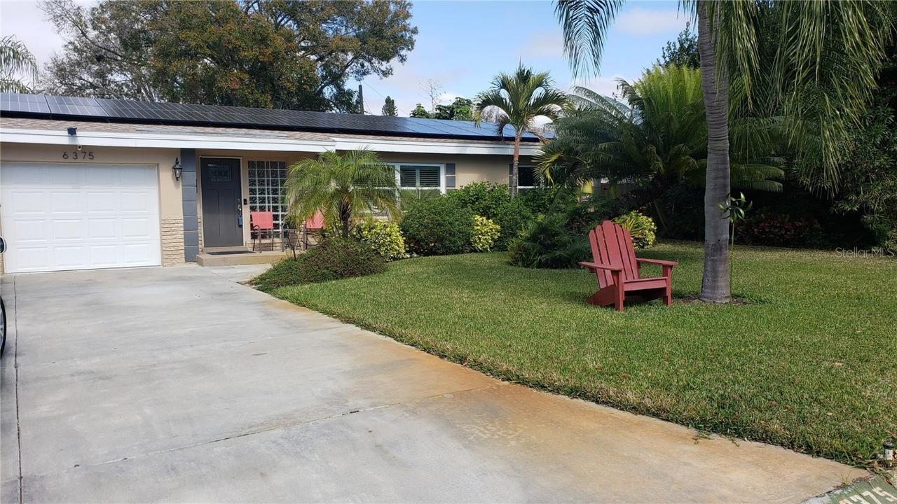 6375 17th Ter., St Petersburg, FL 33710