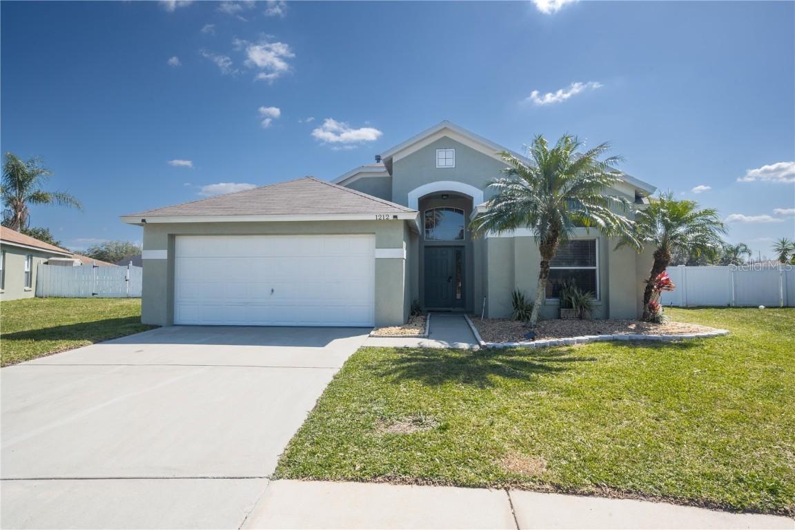 1212 Crimson Clover Ln., Wesley Chapel, FL 33543
